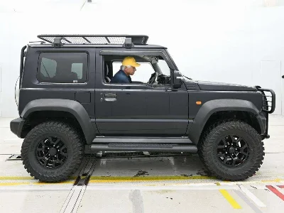 SUZUKI JIMNY SIERRA