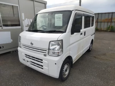 NISSAN CLIPPER VAN