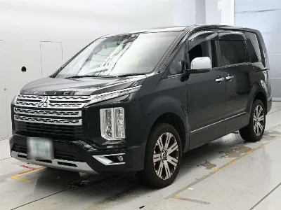 MITSUBISHI DELICA D5