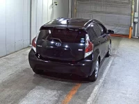 Цена авто Toyota Aqua с аукционов Японии, номер кузова NHP10, пробег 124 000, оценка 6