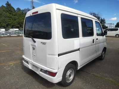 DAIHATSU HIJET VAN