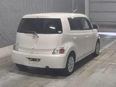 TOYOTA BB