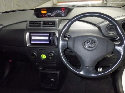 TOYOTA BB