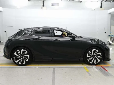 TOYOTA CROWN SPORT