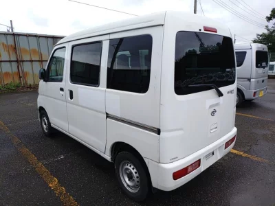 DAIHATSU HIJET VAN