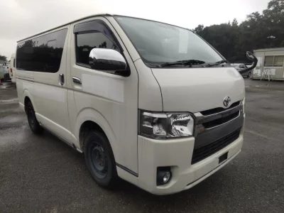 Toyota HiAce Van