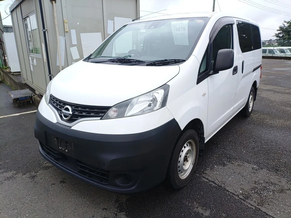 Nissan NV200 2020