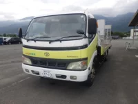 Цена авто Toyota Dyna с аукционов Японии, номер кузова BZU410, пробег 199 000, оценка 4