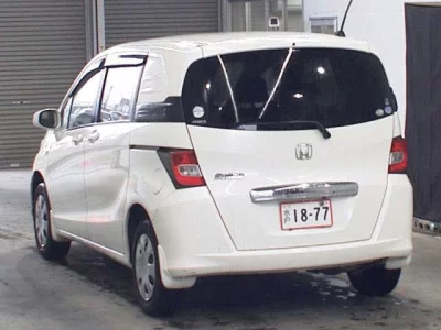 HONDA FREED SPIKE