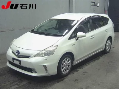 TOYOTA PRIUS ALPHA