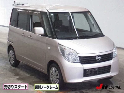 NISSAN ROOX