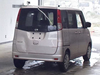 NISSAN ROOX