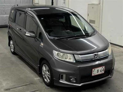 HONDA FREED SPIKE
