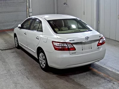 TOYOTA PREMIO