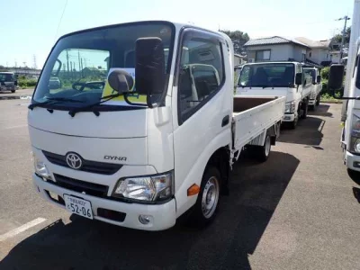 TOYOTA DYNA