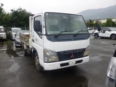 MITSUBISHI CANTER