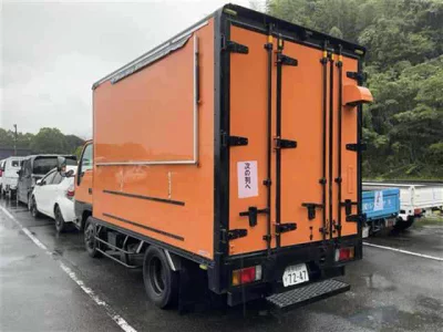 ISUZU ELF