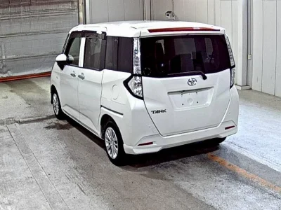 TOYOTA TANK