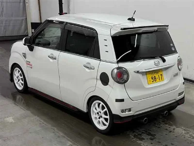 DAIHATSU CAST