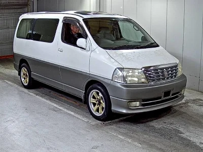 TOYOTA GRANVIA