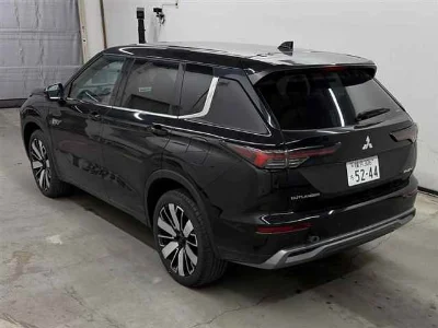 MITSUBISHI OUTLANDER PHEV