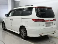 Цена авто Honda Elysion с аукционов Японии, номер кузова RR3, пробег 136 000, оценка 4