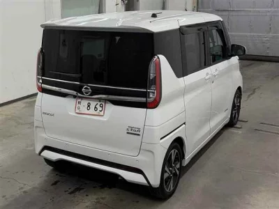 NISSAN ROOX