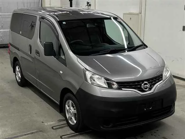 Nissan NV200 2020