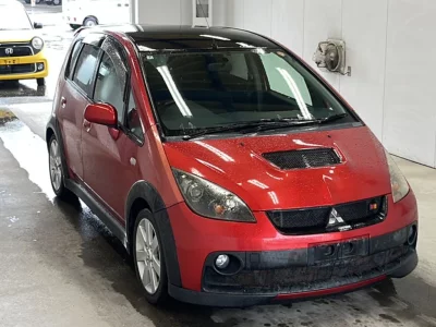 MITSUBISHI COLT