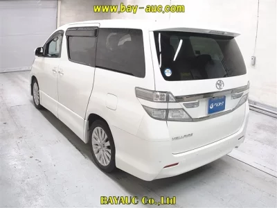TOYOTA VELLFIRE