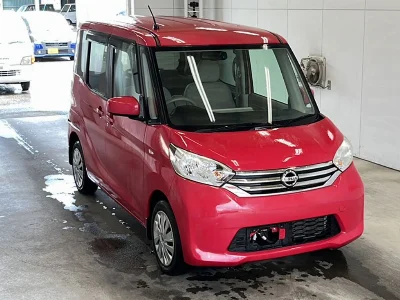 NISSAN DAYZ ROOX