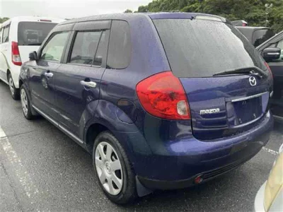 Mazda Verisa