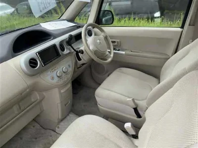 TOYOTA PORTE