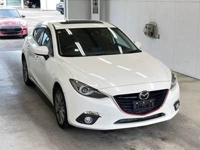 MAZDA AXELA