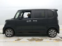 Цена авто Honda N-Box с аукционов Японии, номер кузова JF3, пробег 36 000, оценка 3