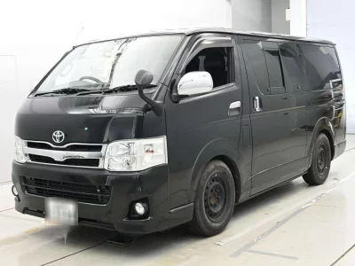 TOYOTA REGIUS VAN