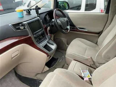 TOYOTA ALPHARD