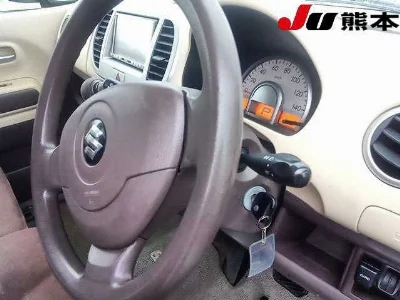 SUZUKI MRWAGON