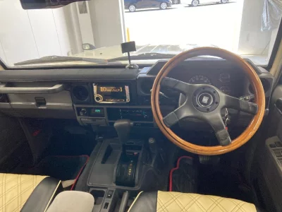 TOYOTA LAND CRUISER