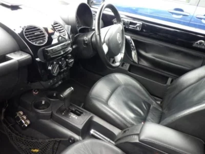 VOLKSWAGEN NEW BEETLE CABRIOLET