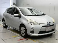 Цена авто Toyota Aqua с аукционов Японии, номер кузова NHP10, пробег 99 000, оценка 2
