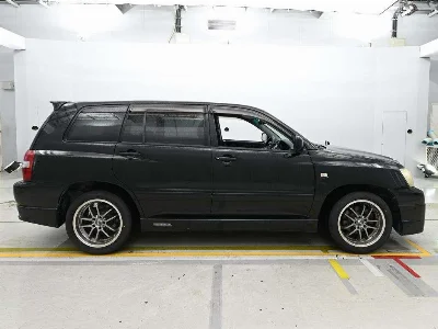 Toyota Kluger V