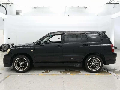 Toyota Kluger V