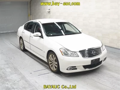NISSAN FUGA