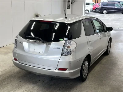 HONDA FIT SHUTTLE