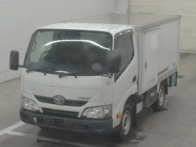 TOYOTA DYNA