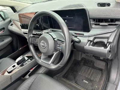 NISSAN AURA