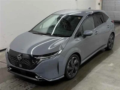 NISSAN AURA