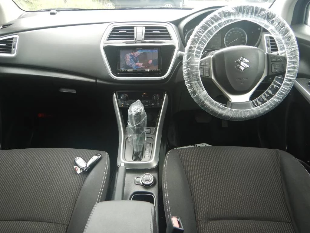 Suzuki SX4  с аукциона в Японии