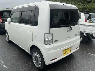 DAIHATSU MOVE CONTE